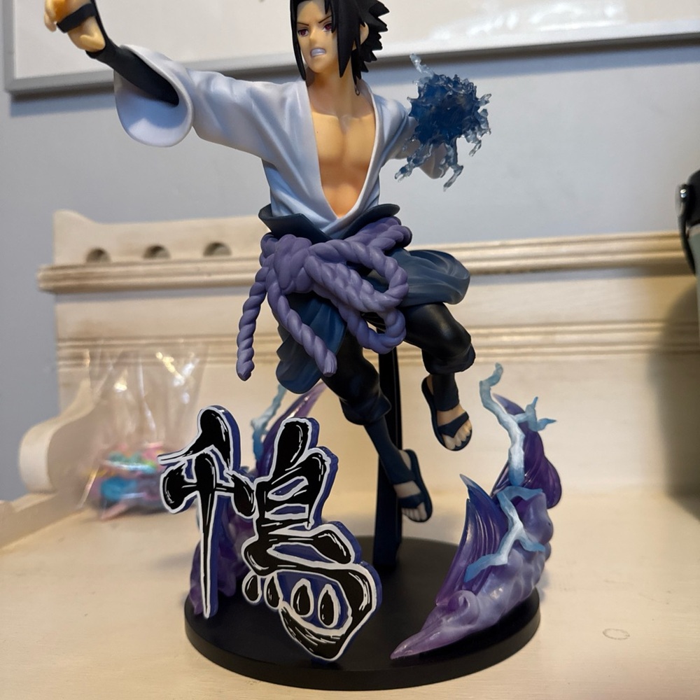 Sasuke Naruto Figurine